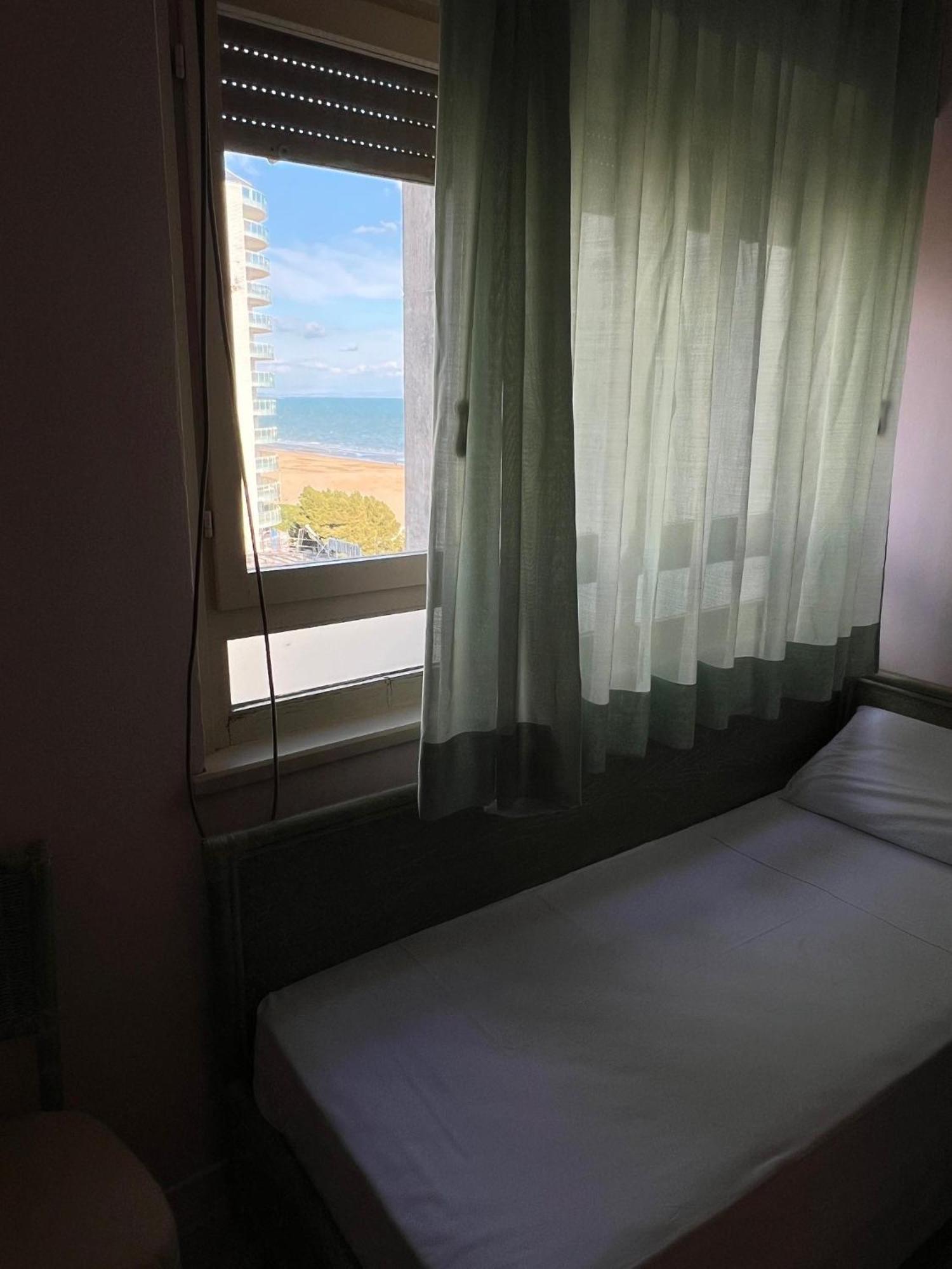 Hotel American Lignano Sabbiadoro Exterior photo