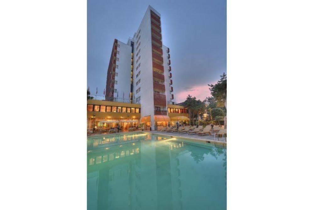 Hotel American Lignano Sabbiadoro Exterior photo